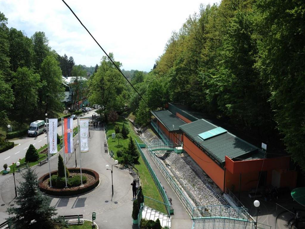 Guesthouse Edelnice Gornja Trepca Exterior photo