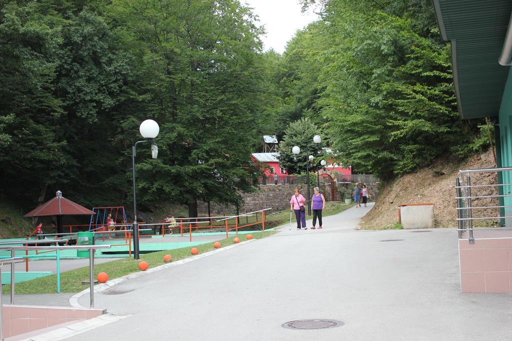 Guesthouse Edelnice Gornja Trepca Exterior photo